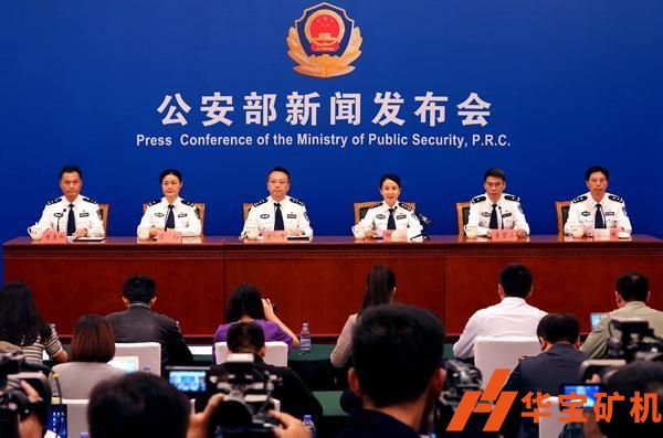長江非法采砂觸目驚心：“聯合艦隊”涉案過億 一年挖走20年沉砂量